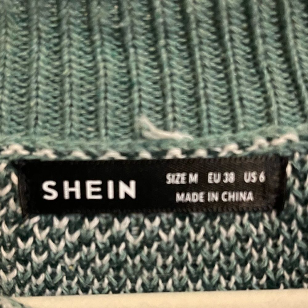 NWOT Color Block Drop Shoulder Sweater - Picture 8 of 9